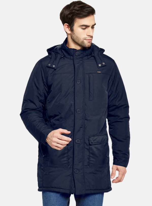 Jaket parka dengan lapisan tahan air